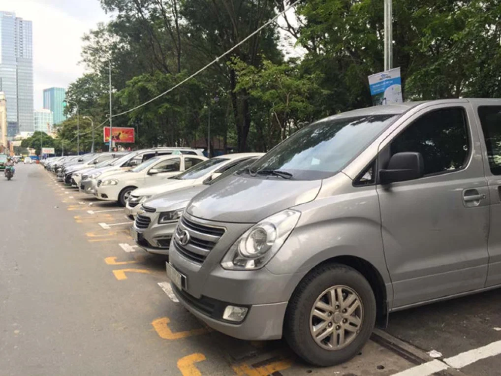 'Ế ẩm' thu phí đậu xe qua điện thoại
