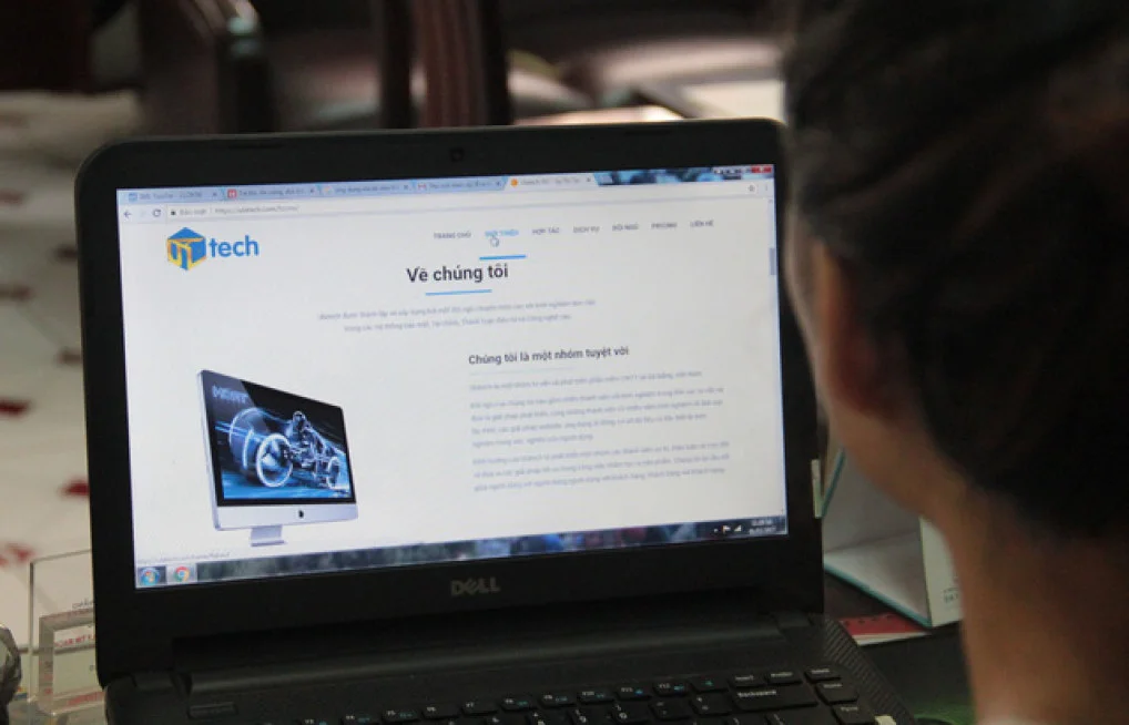 Sau Grab và Uber, Đà Nẵng tuýt còi ứng dụng ULA của người Việt