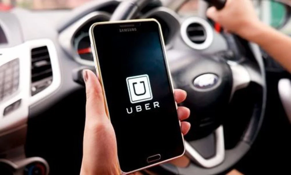 Bộ Giao thông công nhận hợp đồng điện tử của Uber, Grab 