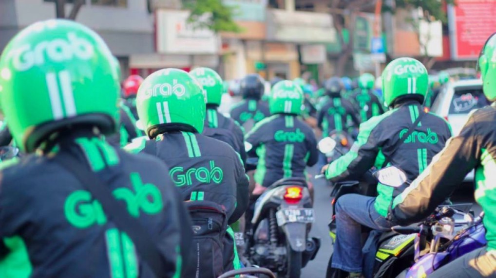 Kéo dài thí điểm ứng dụng KHCN hỗ trợ kết nối vận tải hành khách