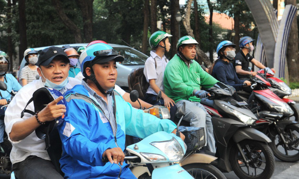 Trót tẩy chay Grab qua Uber, tài xế và người dùng giờ ra sao? 