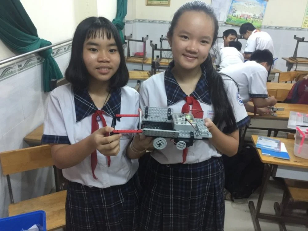 Cuộc thi "Robotacon dành cho học sinh khối Tiểu học và Trung học Cơ sở - Cúp RobotViet lần 1 năm 2018"