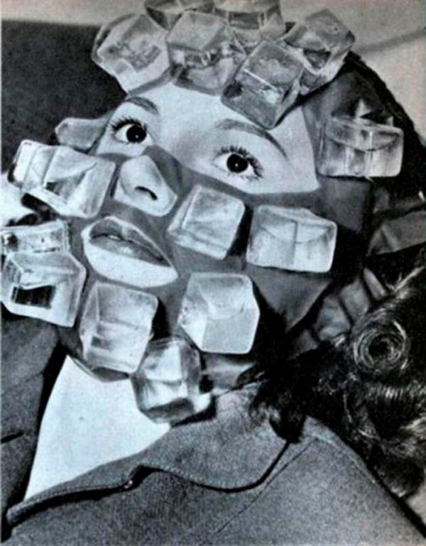   Hangover Mask:  Năm 1947, Max Factor, một nghệ sĩ trang điểm người Mỹ, đã nghĩ ra một loại mặt nạ có tác dụng massage mà không cần phải xóa lớp trang điểm. 
