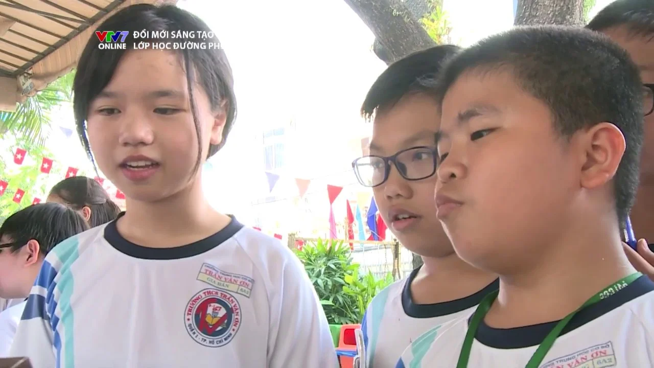 Mã số N3055: Lớp học trên đường phố