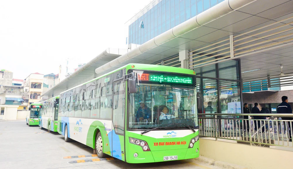 Đi buýt nhanh BRT Hà Nội bằng vé 4.0