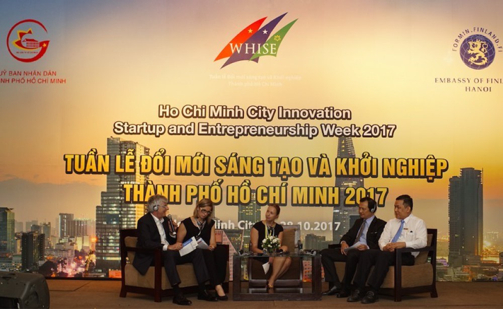 Phiên thảo luận về chiến lược hợp tác và các giải pháp giáo dục tại WHISE 2017