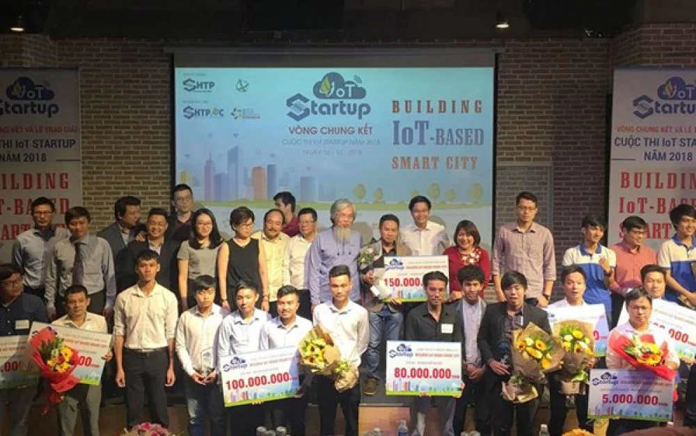 WHISE 2018 Cuộc thi IoT Startup 2018: Giải pháp bán lẻ thông minh đạt giải Nhất