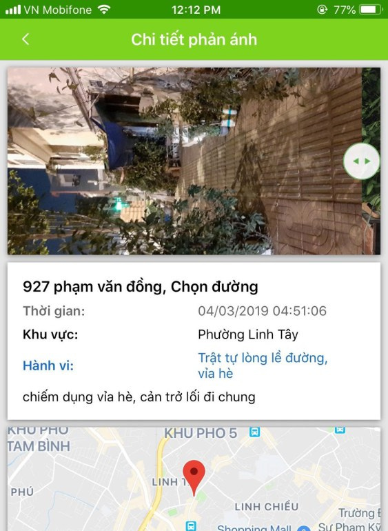 Vỉa hè bị tận dụng để trồng cây cảnh và để bàn ghế