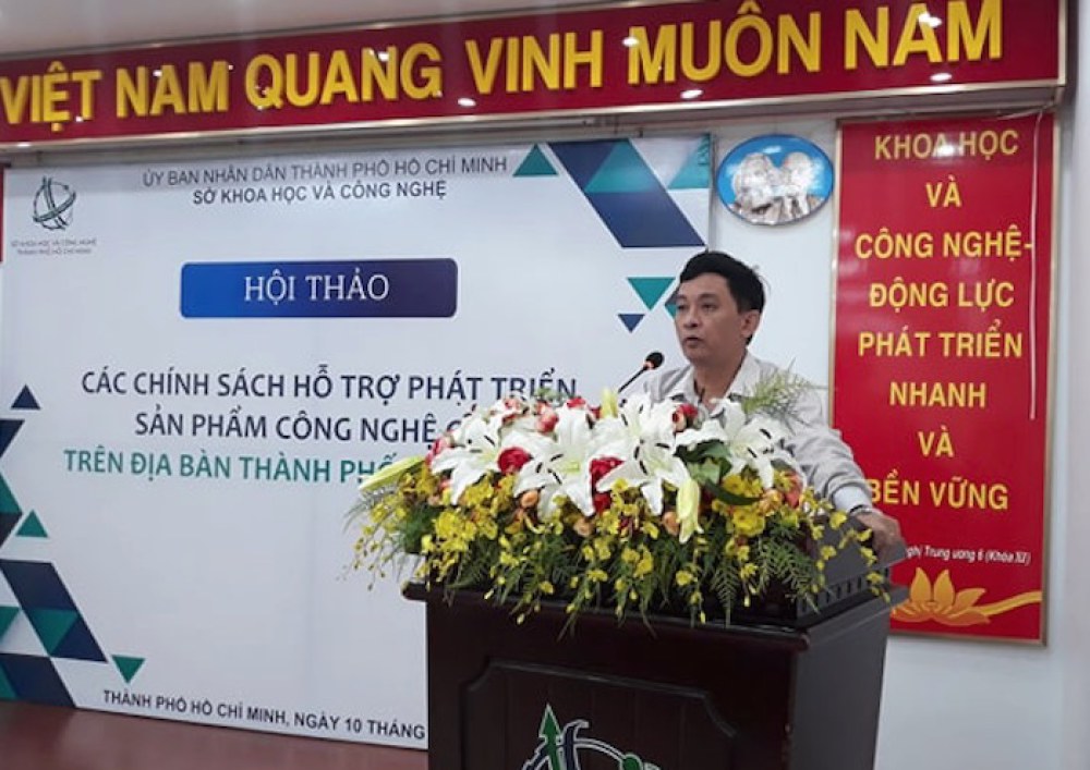 GS.TS Nguyễn Kỳ Phùng phát biểu tại hội thảo