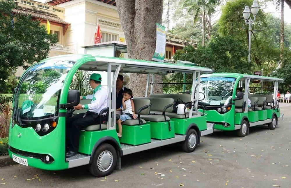  Xúc tiến đầu tư xe buýt điện thông minh tại TP HCM 