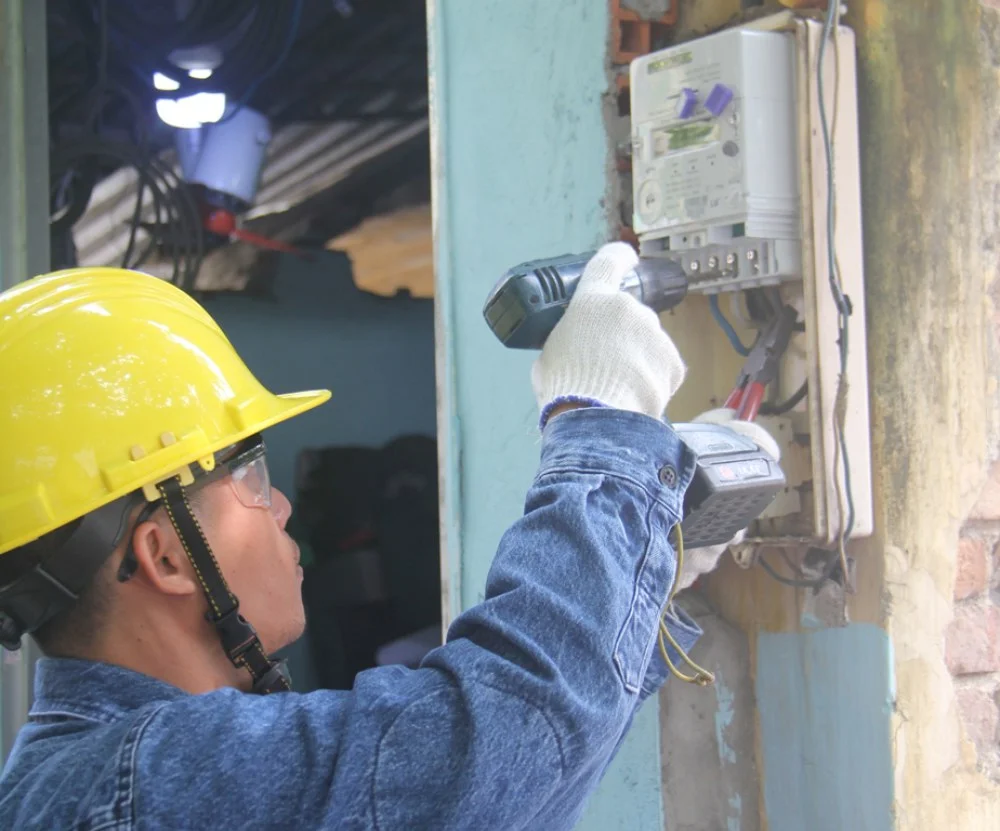  Đến năm 2020, Điện lực TPHCM hoàn tất 100% lắp đặt công tơ đo từ xa