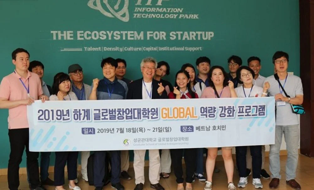 Sinh viên Việt tham gia tư vấn thị trường cho 5 startup của sinh viên Hàn Quốc 