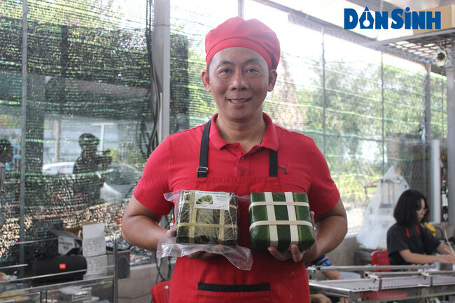 Độc đáo gói bánh chưng bằng máy mang lại năng suất cao 