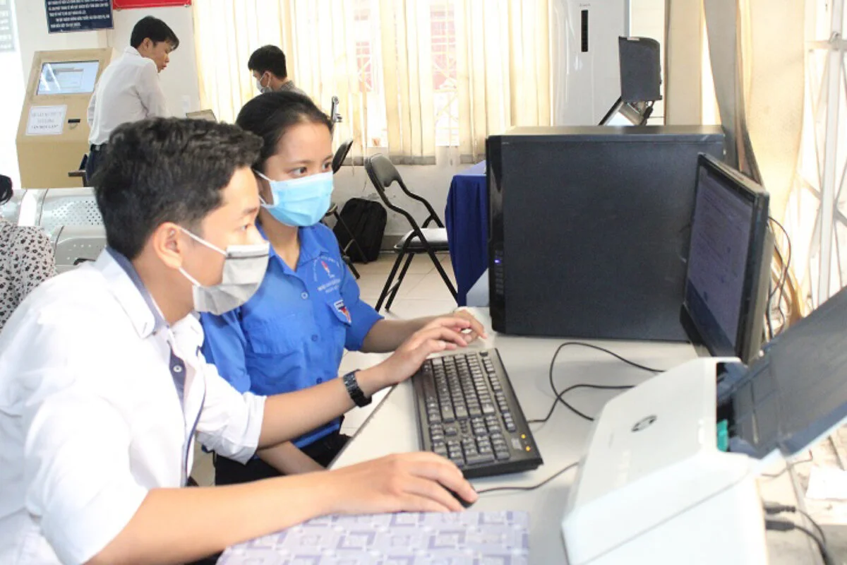 Sáng kiến của Bí thư Đoàn giúp người dân không 'sợ' thủ tục hành chính