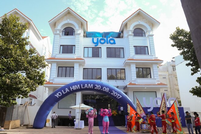 YOLA hiện có 14 trung tâm tại Hà Nội và TP.HCM, đào tạo thành công khoảng 30.000 học viên, với hơn 100 sinh viên đang du học tại các trường đại học lớn ở Mỹ, Australia, Anh...
