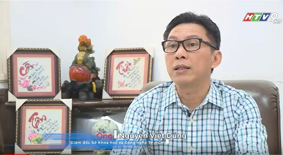 Bệ phóng phía Đông