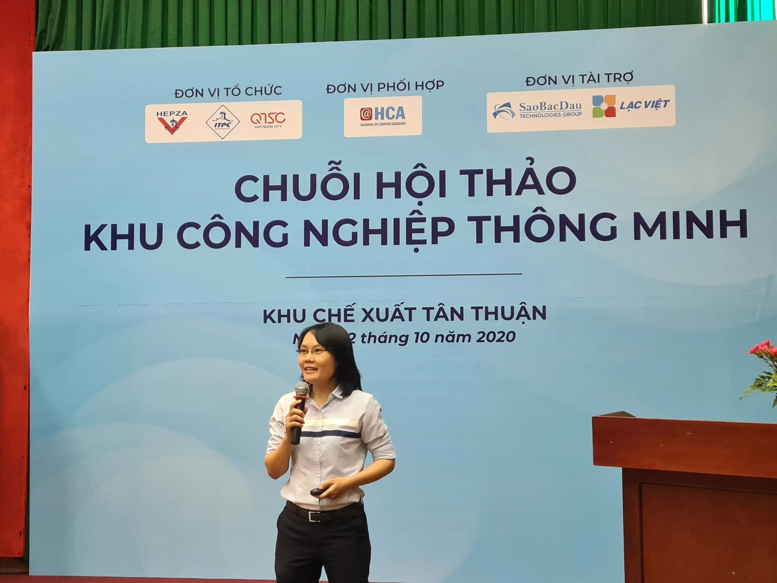 TP.HCM giới thiệu hình mẫu “Khu công nghiệp - Khu chế xuất thông minh”