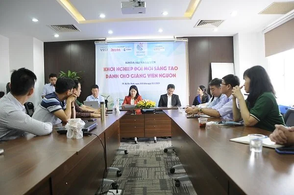 Khai giảng Khóa huấn luyện về Khởi nghiệp đổi mới sáng tạo dành cho giảng viên nguồn tại TP. HCM