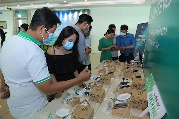 Startup Việt biến nguy thành cơ