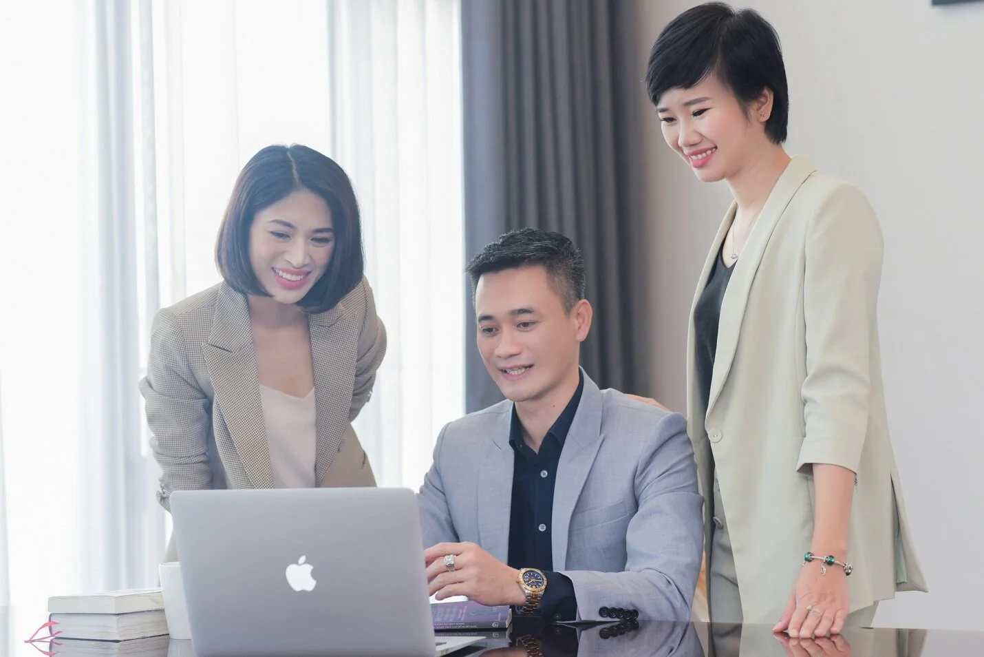 Khởi nghiệp thông minh - đâu nhất thiết phải tự mình làm tất cả!