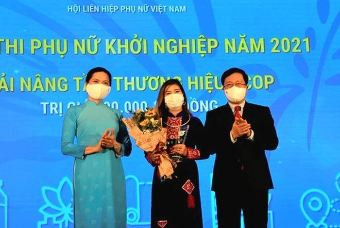 Vinh danh 24 dự án khởi nghiệp của phụ nữ