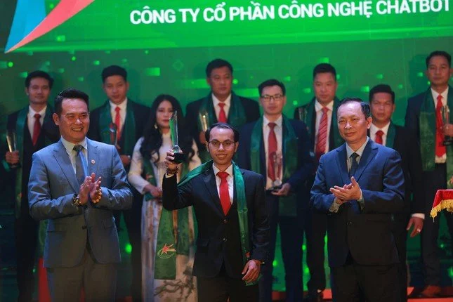 Vinh danh doanh nhân trẻ khởi nghiệp xuất sắc 2021