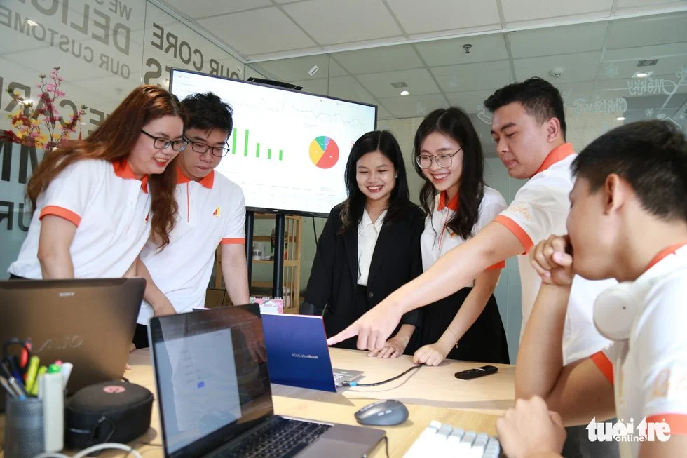 Người trẻ sáng tạo ứng dụng cách mạng ngành dệt may