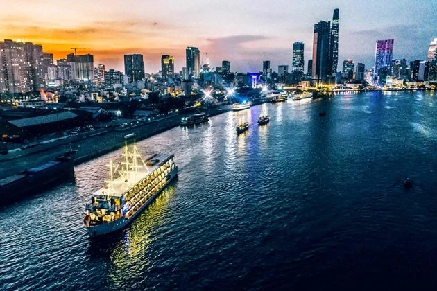Mã số N2037: Thiết kế mô hình điện gió – xử lý nước thải cho tàu du lịch trên sông Sài Gòn