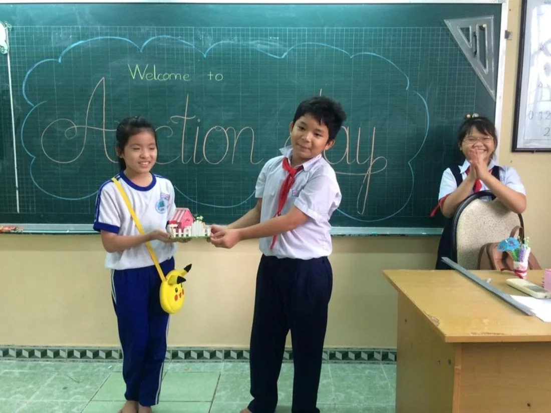 Mã số N2122: Biện pháp tạo hứng thú và giúp học sinh sử dụng ngôn ngữ tiếng Anh trong giao tiếp thông qua giáo trình "My Fifth Diary"
