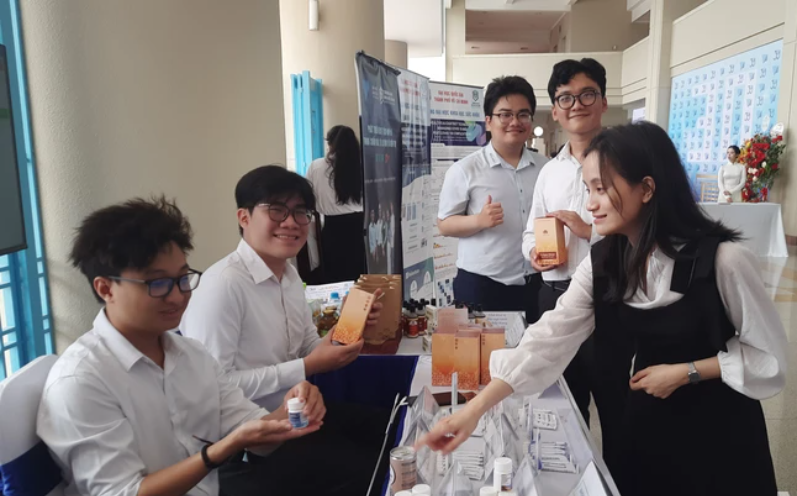 Triển lãm gần 200 sản phẩm khoa học, công nghệ