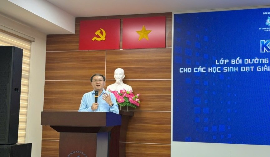 TP.HCM khai giảng lớp AI cho hơn 200 học sinh đạt giải: Kỳ vọng ươm mầm nhân lực công nghệ số