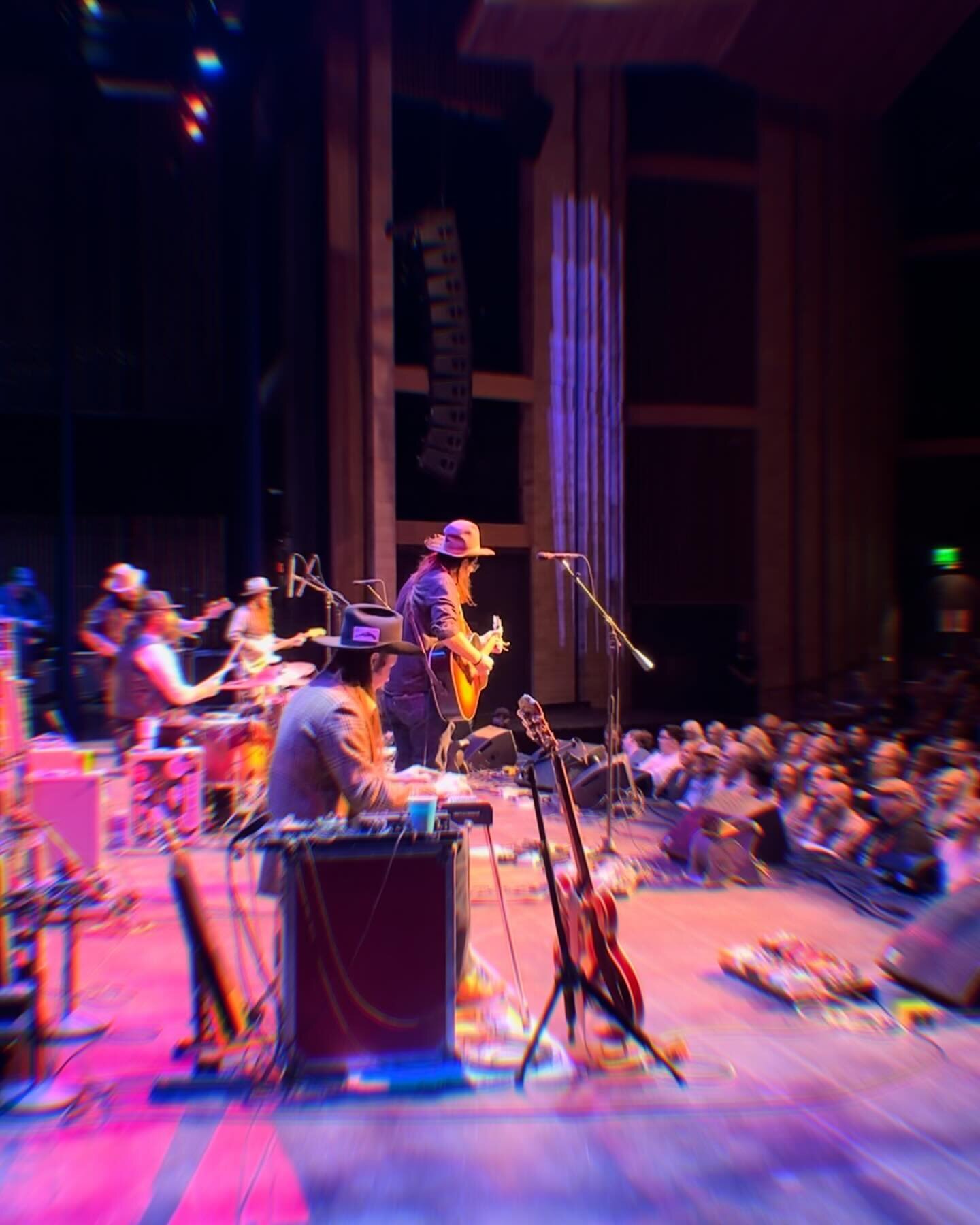 Well last night definitely didn&rsquo;t suck. Reckless Kelly BROUGHT IT last night.. It&rsquo;s always a pleasure sharing the stage with our brothers in @recklesskelly96 | It was a bonus to do it at such a beautiful venue&hellip; @morrisoncenter , Th