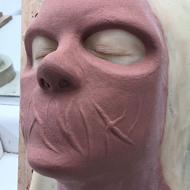 final stages of my second hand-sculpted prosthetic piece, this time run in silicone! this piece was inspired by Bughuul from the Sinister series. application coming this Saturday!
&bull;
&bull;
&bull;
&bull;
&bull;
#sculpting #siliconeprosthetics #bu