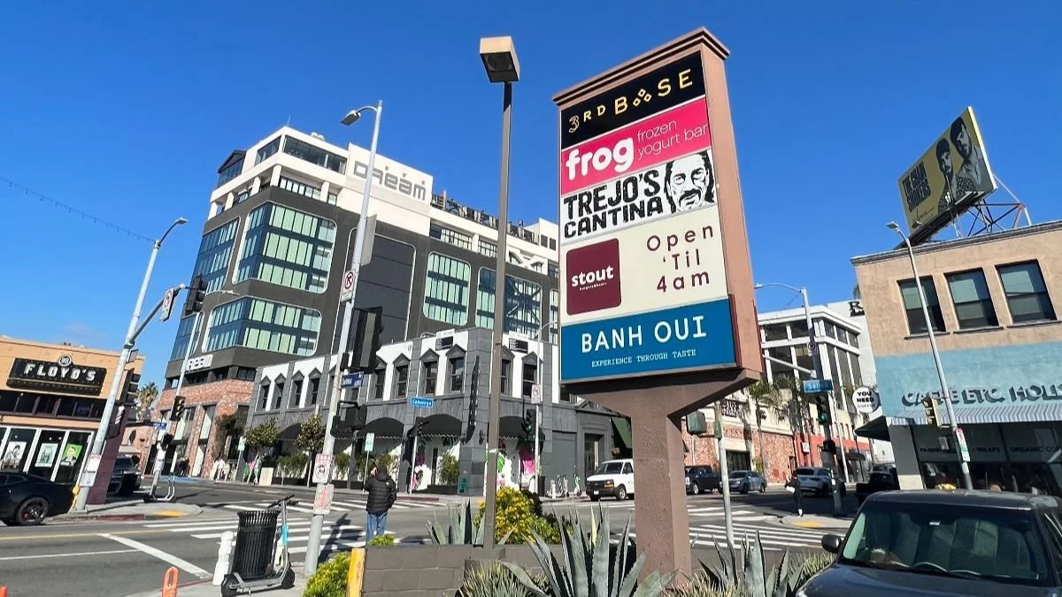 1552 N Cahuenga Blvd