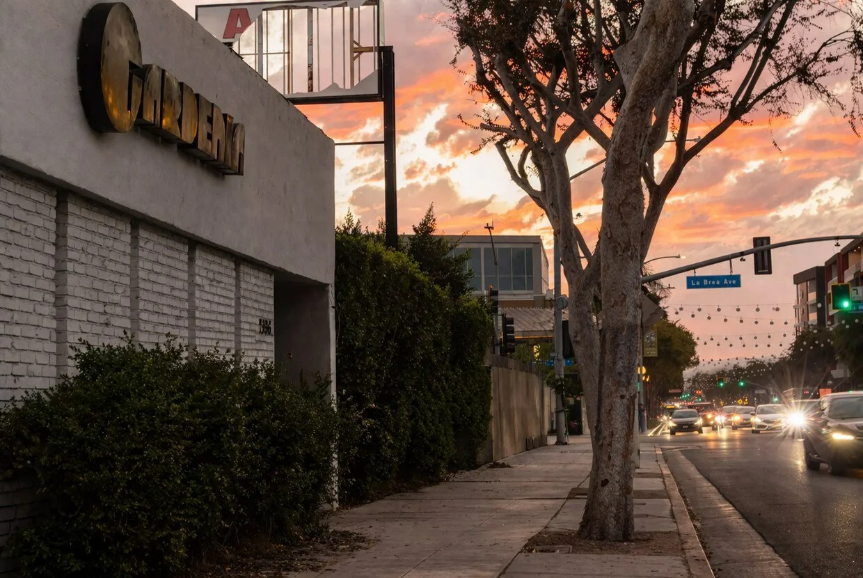 7066 Santa Monica