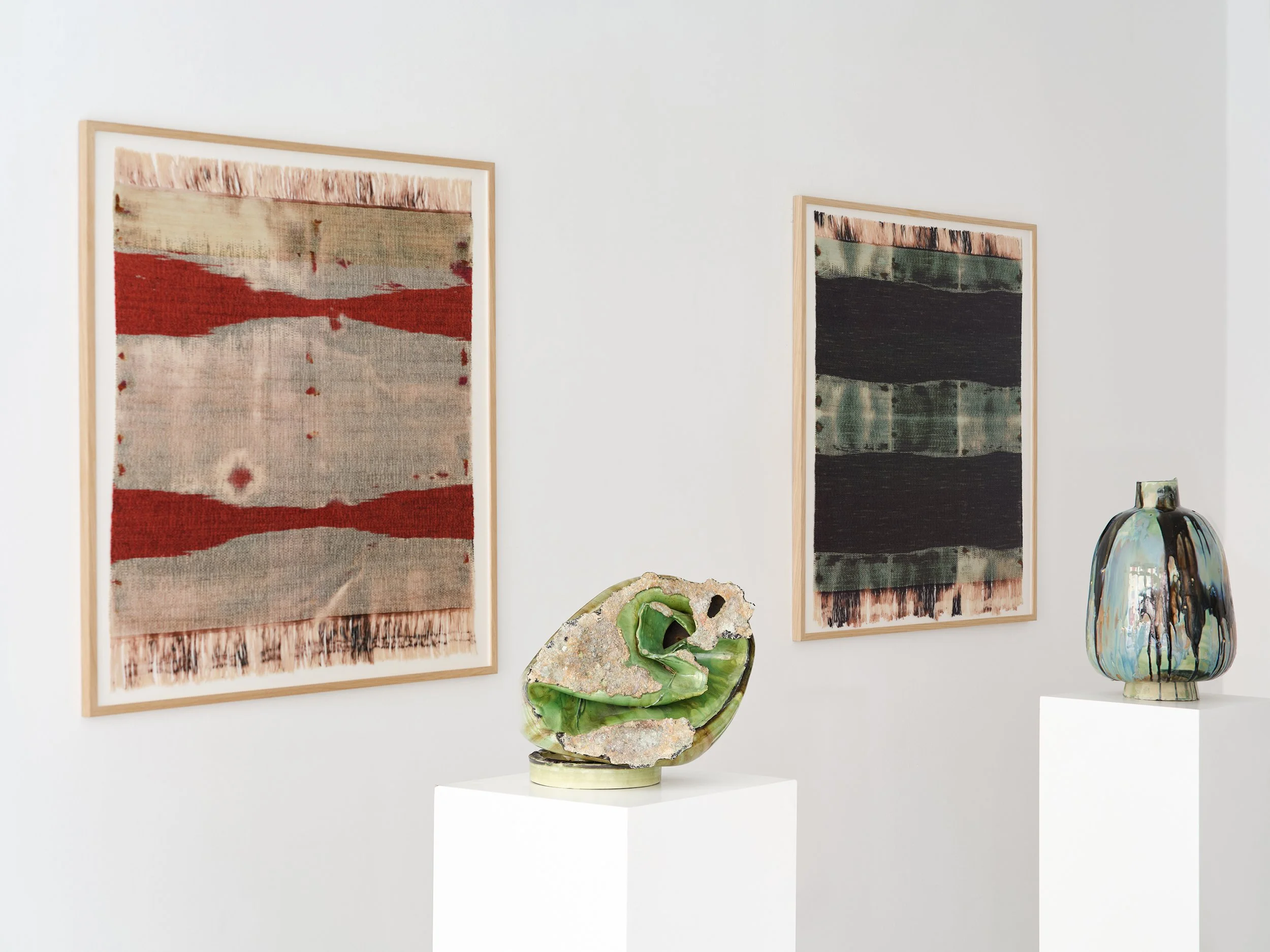 ed.TasteContemporary_OutoftheBlue_110326b_1042_v2.jpg