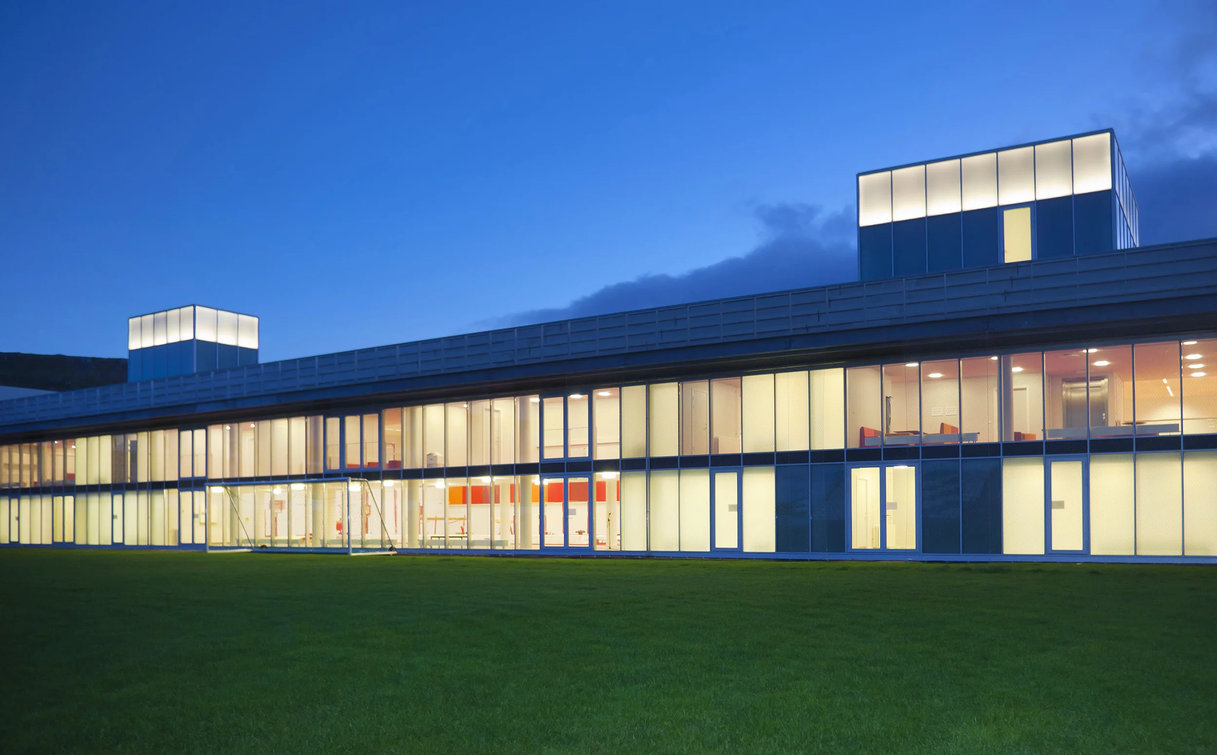 facade aften copy.jpg