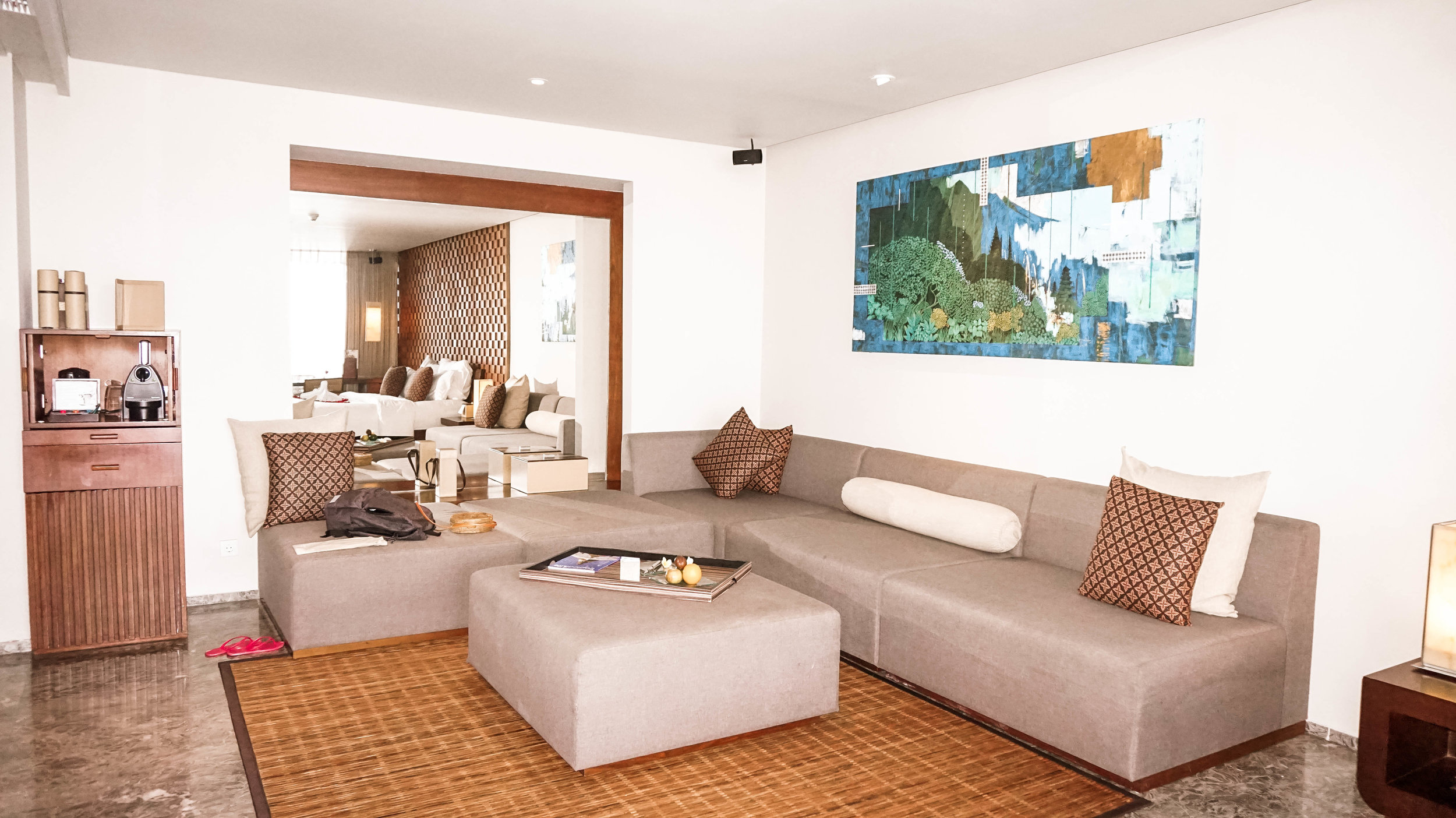 Anantara-uluwatu-bali-oceanfront-suite-2018.jpg