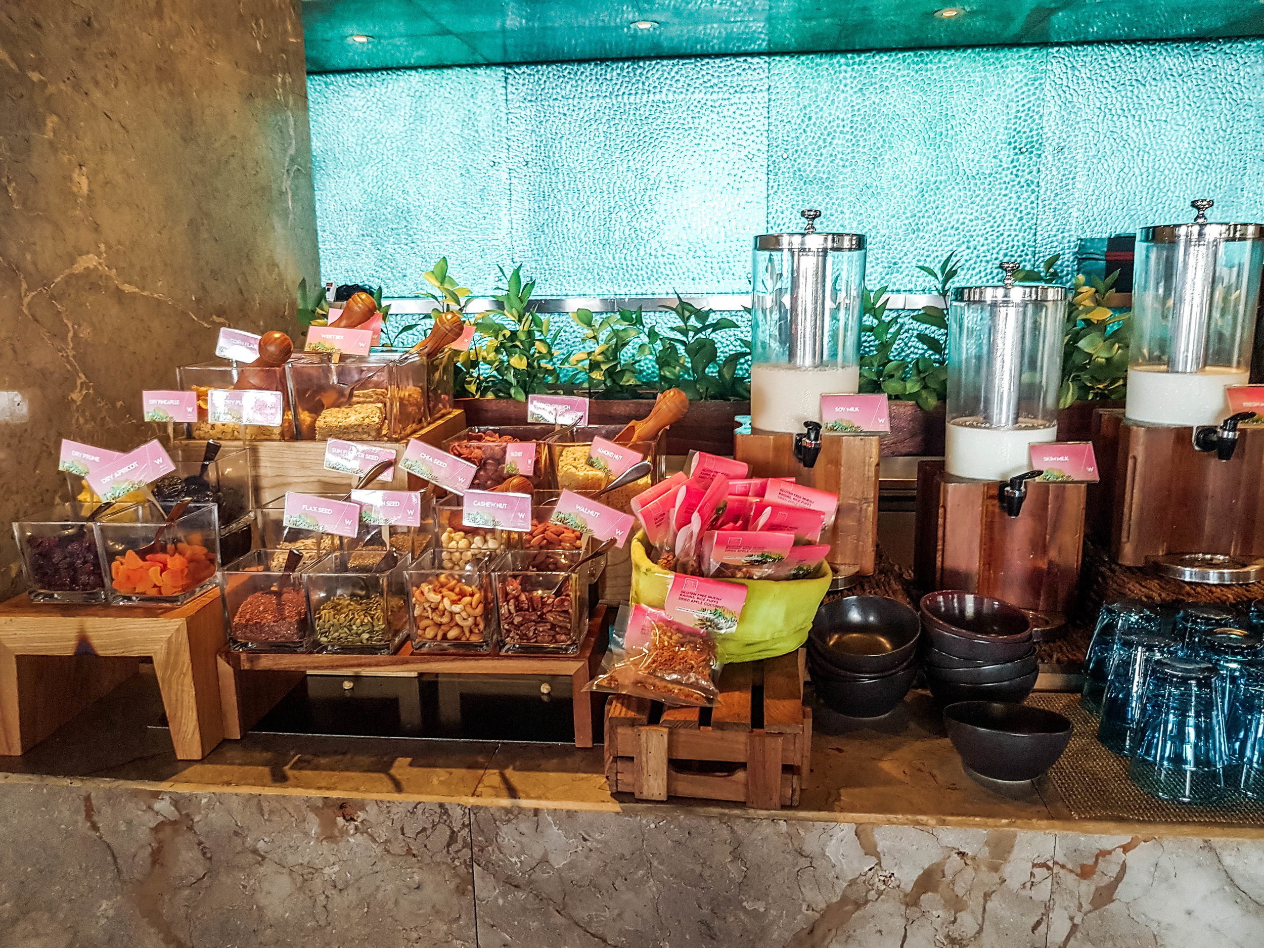 w-bali-seminyak-breakfast-august.jpg