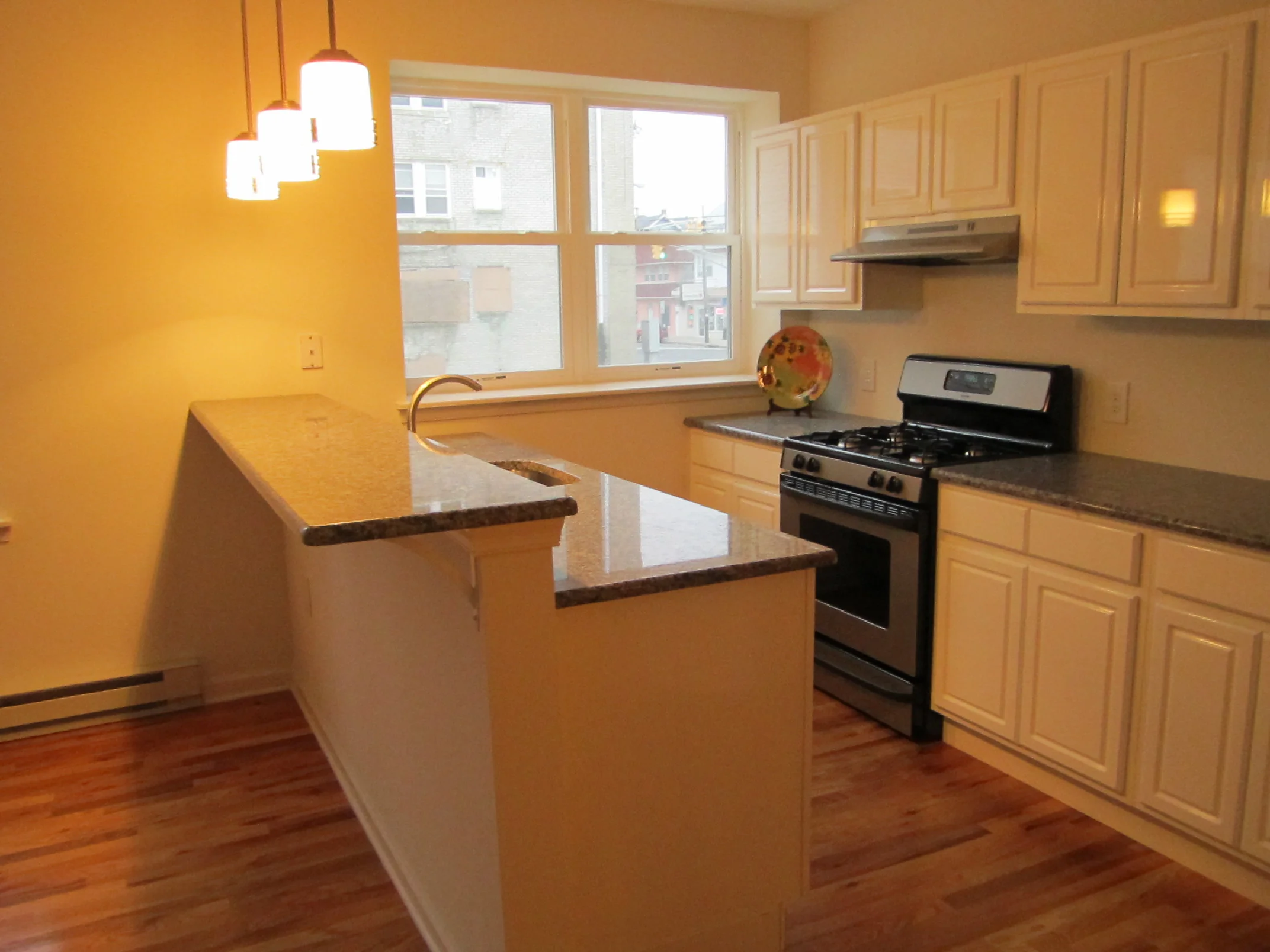 kitchen large.JPG