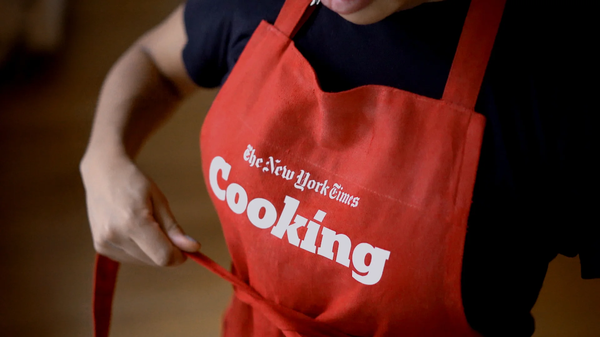 NYT_Cooking_Apron.jpg