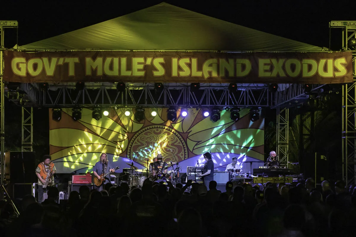 IslandExodus20194904.jpg