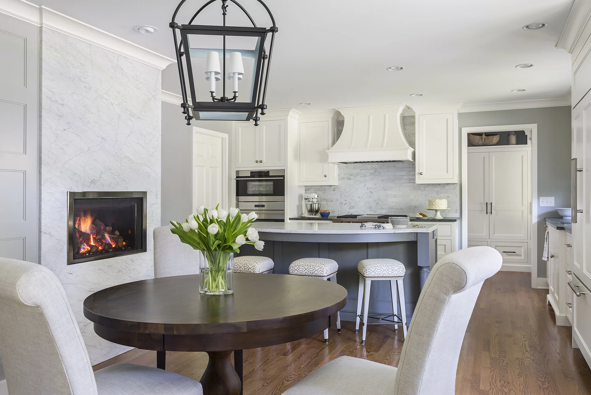 Kitchen_Table_2016_05_05.jpg