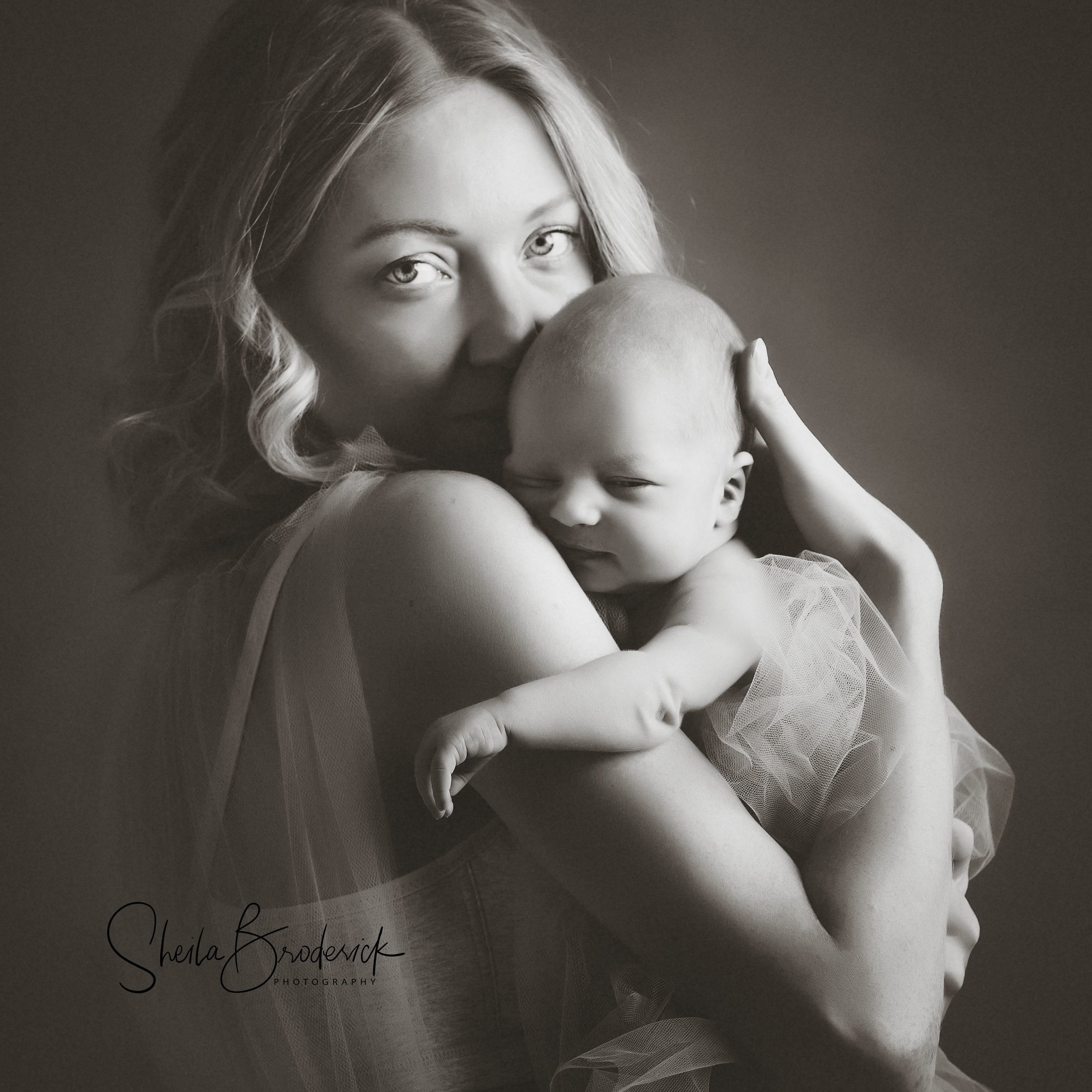 Maternity_and_Newborn_Sheila_Broderick_Photography_ (3).jpg