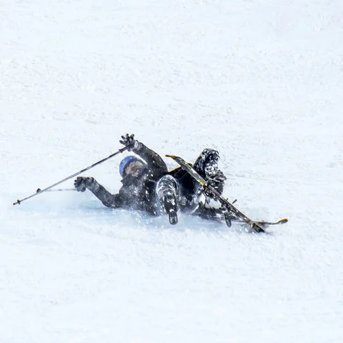 93528876_s-the-fall-of-the-skier-in-the-snow_500x500.jpg