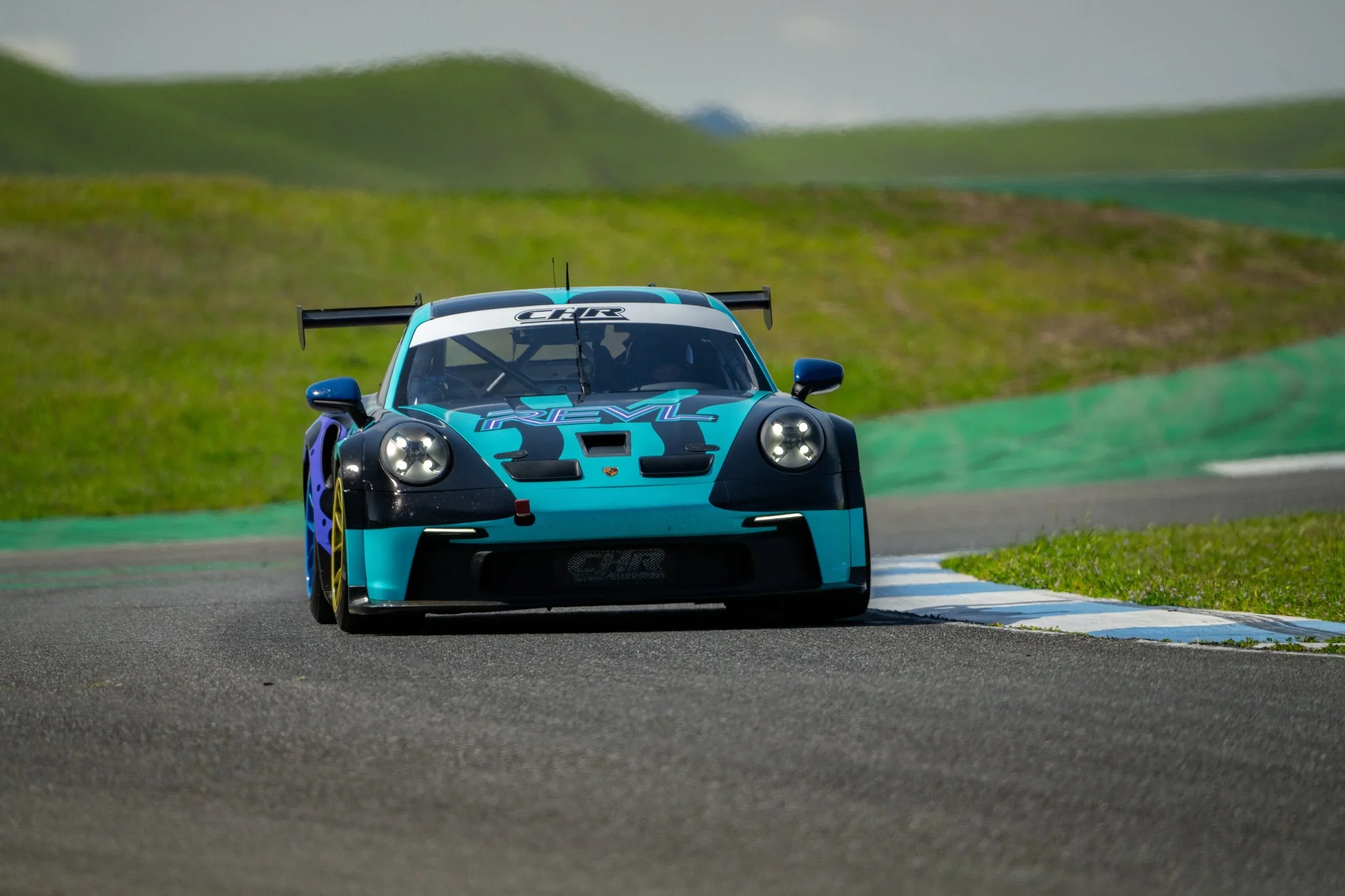 CHR &amp; Reinhold Krahn Ready for 2024 Porsche Sprint Challenge West Season