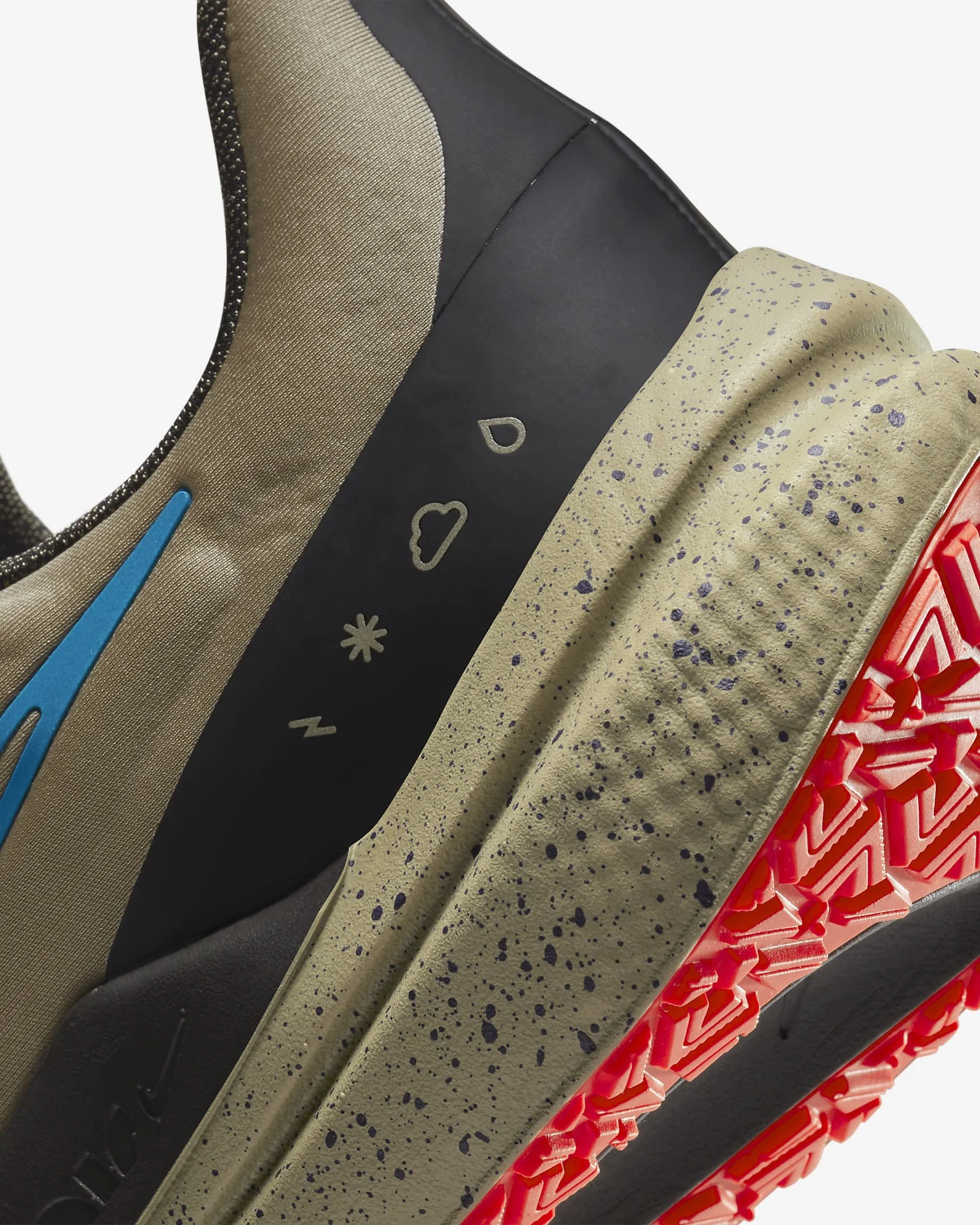 air-wio-9-shield-mens-weatherized-road-running-shoes-bzxswh.jpeg