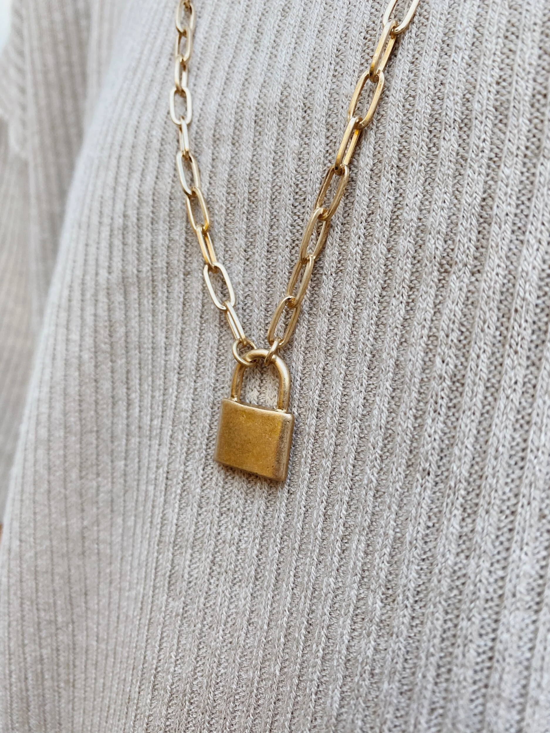 84311B85-CC49-49DA-B719-A4210EF0F312