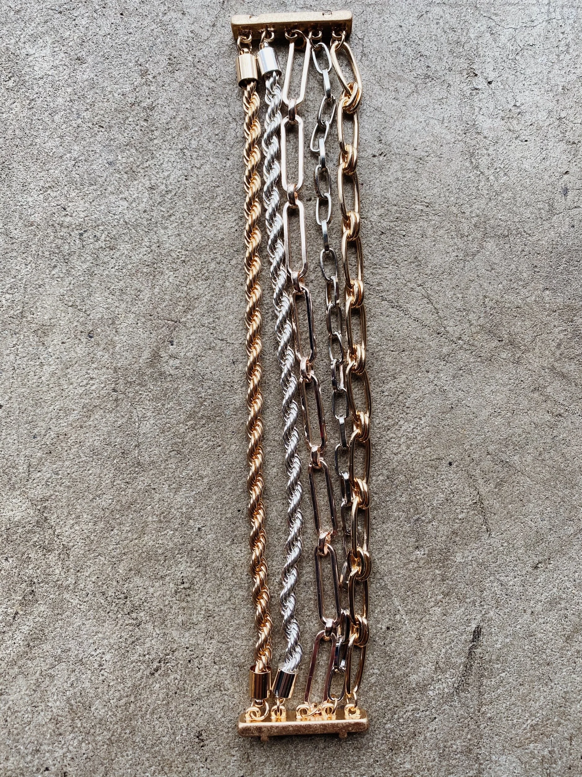 D77825F4-225F-41D3-BF62-6E278A682B5B