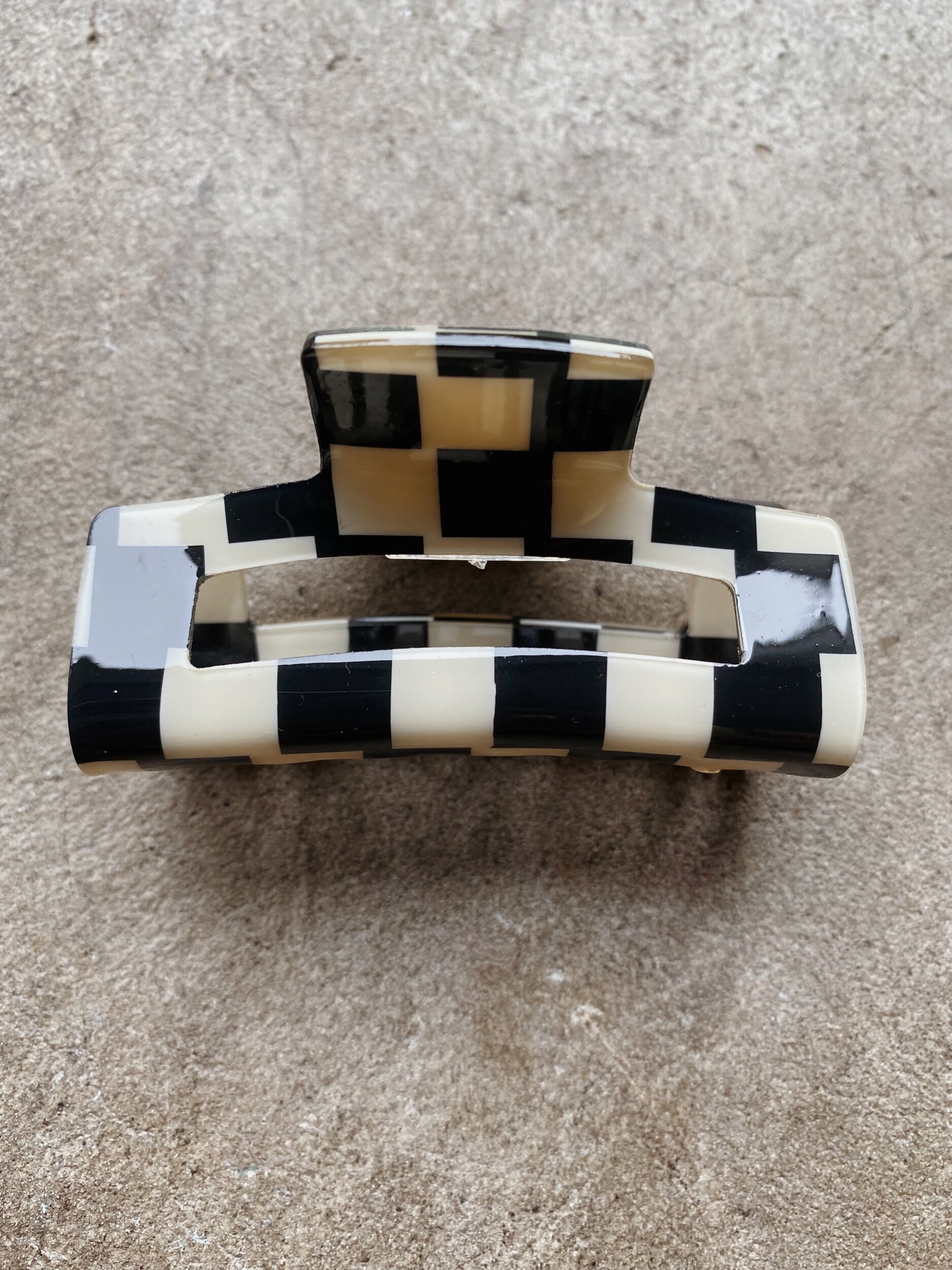 D5CAFD14-0FCB-41C1-A681-26D44D898E4D